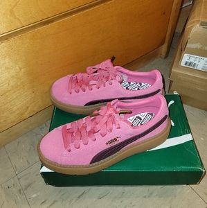 Puma sneakers